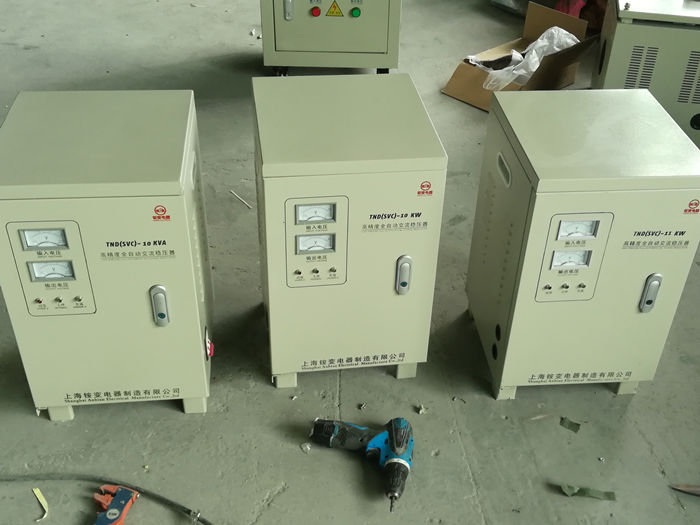 TND-5KVA10KVA家用10kw220v空調(diào)穩(wěn)壓器純銅